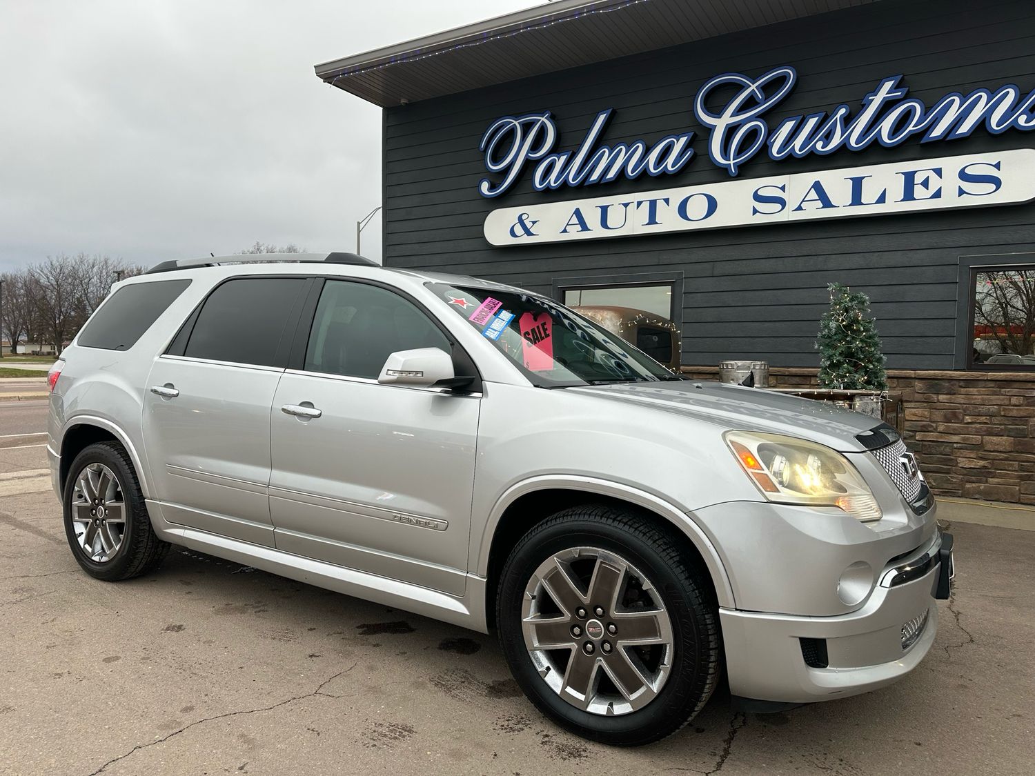 2011 GMC ACADIA DENALI