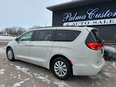 2017 CHRYSLER PACIFICA TOURING L