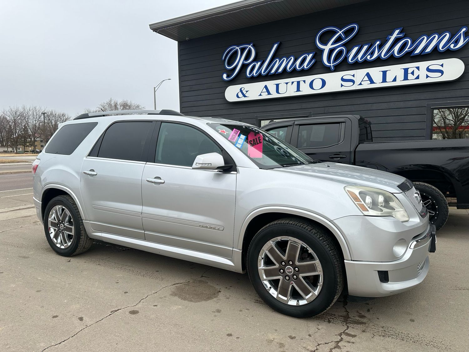 2011 GMC ACADIA DENALI