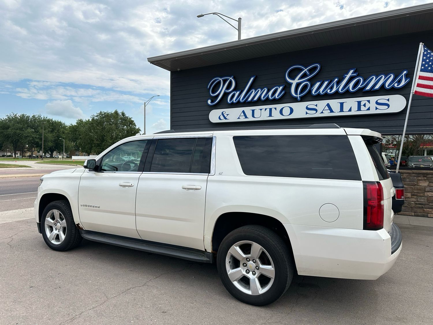 2015 CHEVROLET SUBURBAN 1500 LT