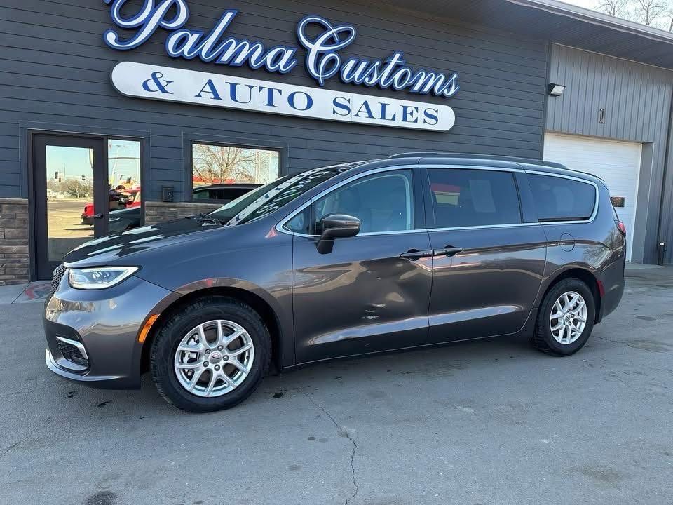 2022 CHRYSLER PACIFICA TOURING L