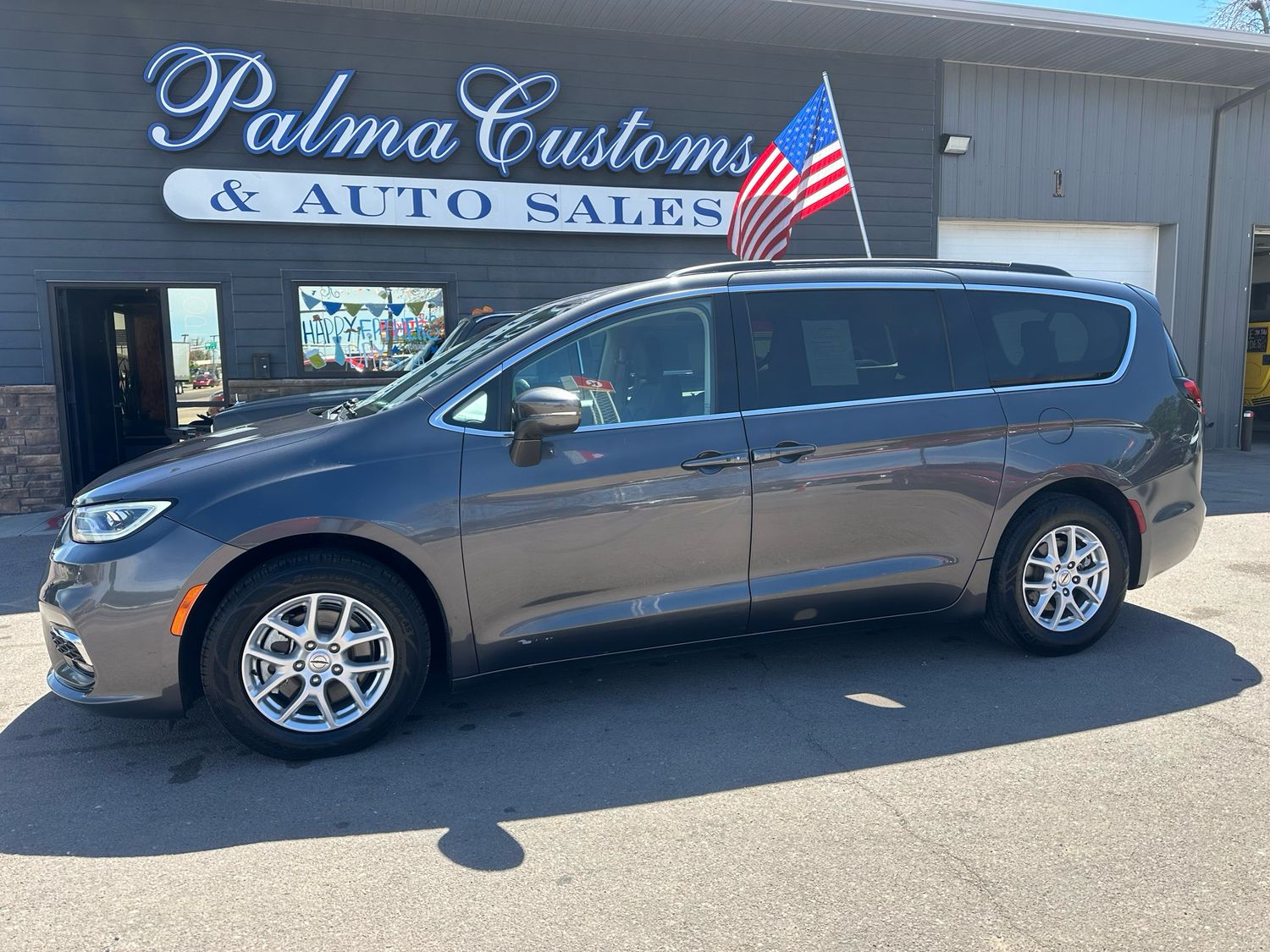 2022 CHRYSLER PACIFICA TOURING L