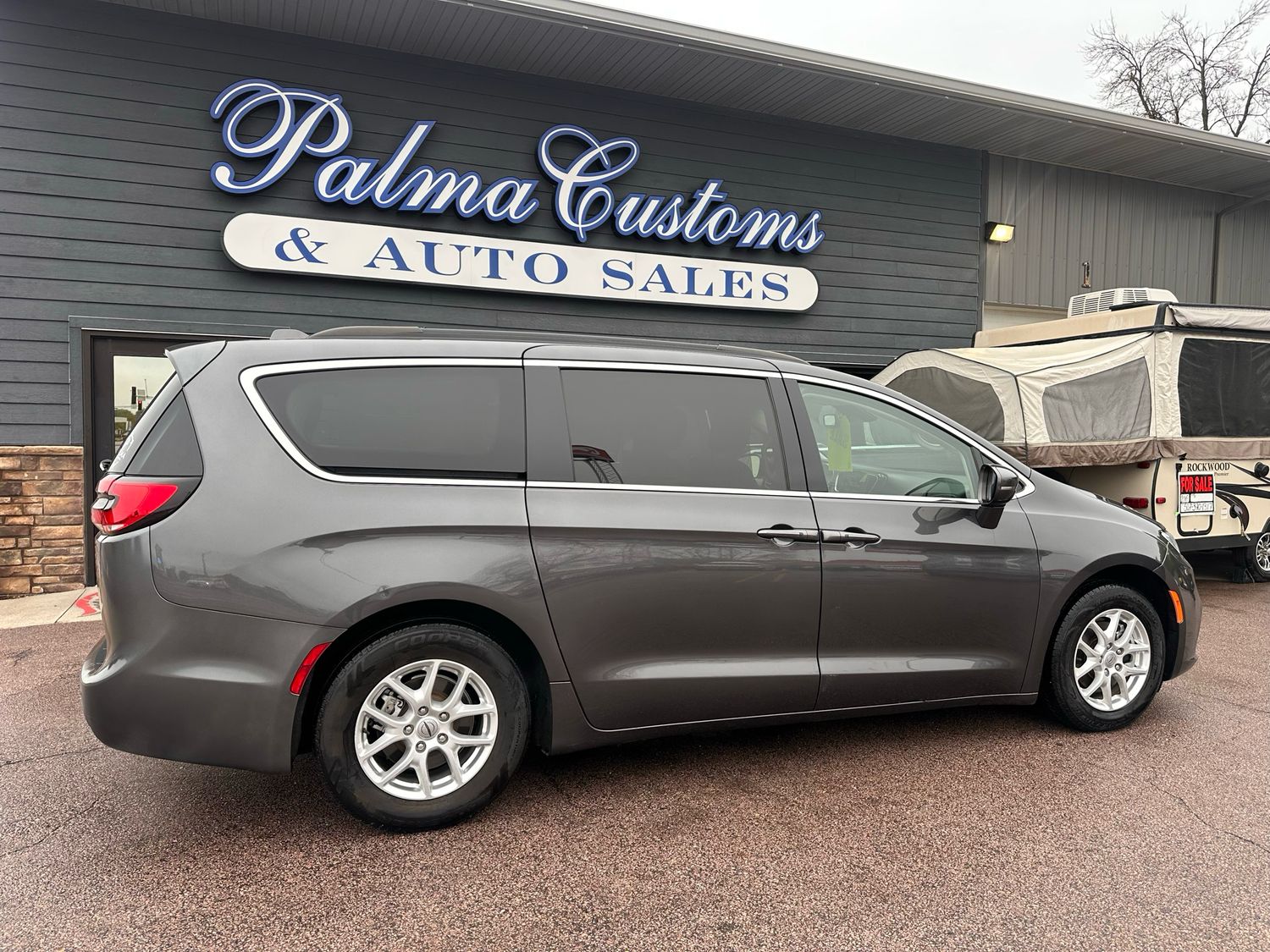 2022 CHRYSLER PACIFICA TOURING L