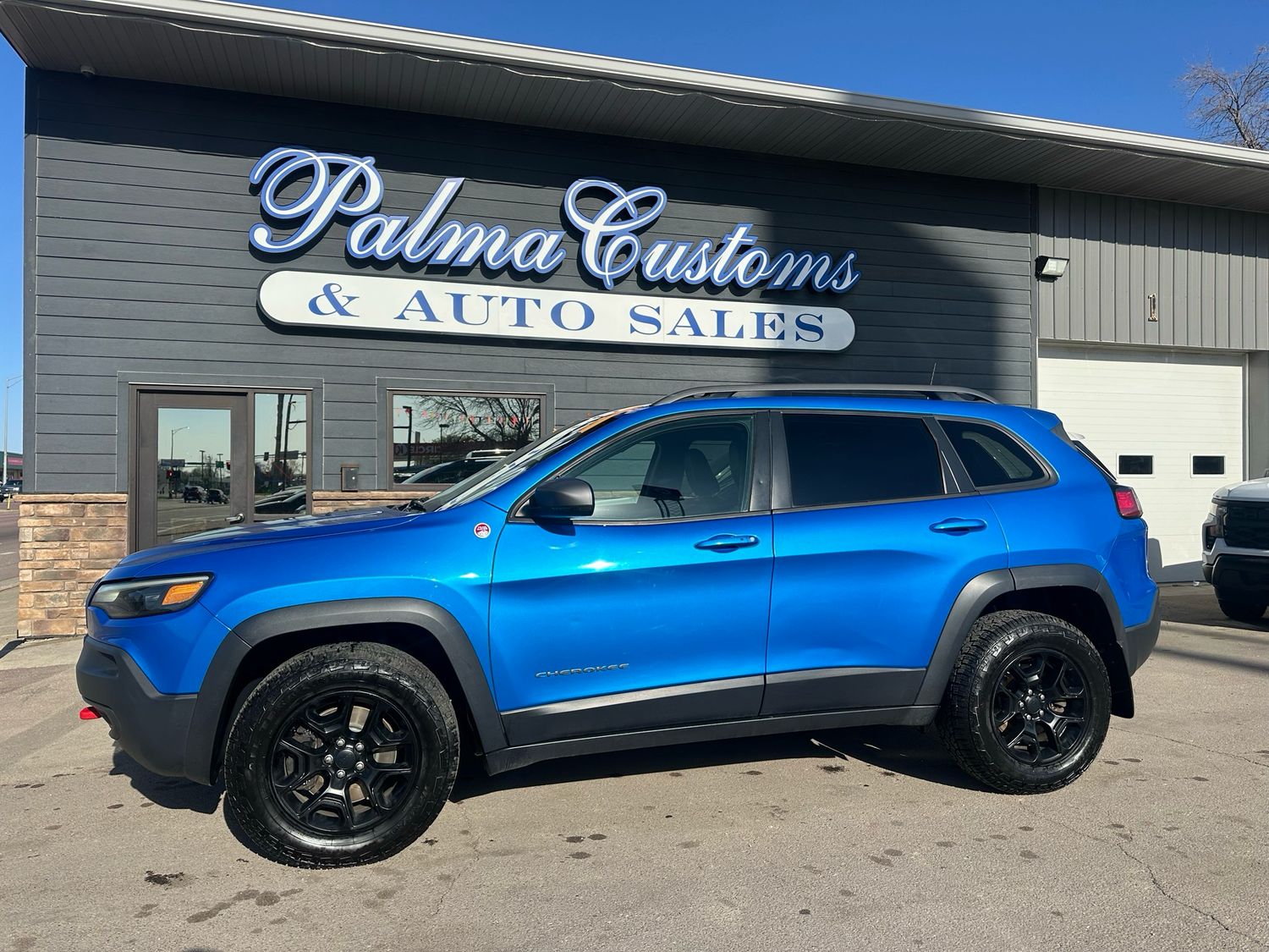 2019 JEEP CHEROKEE TRAILHAWK