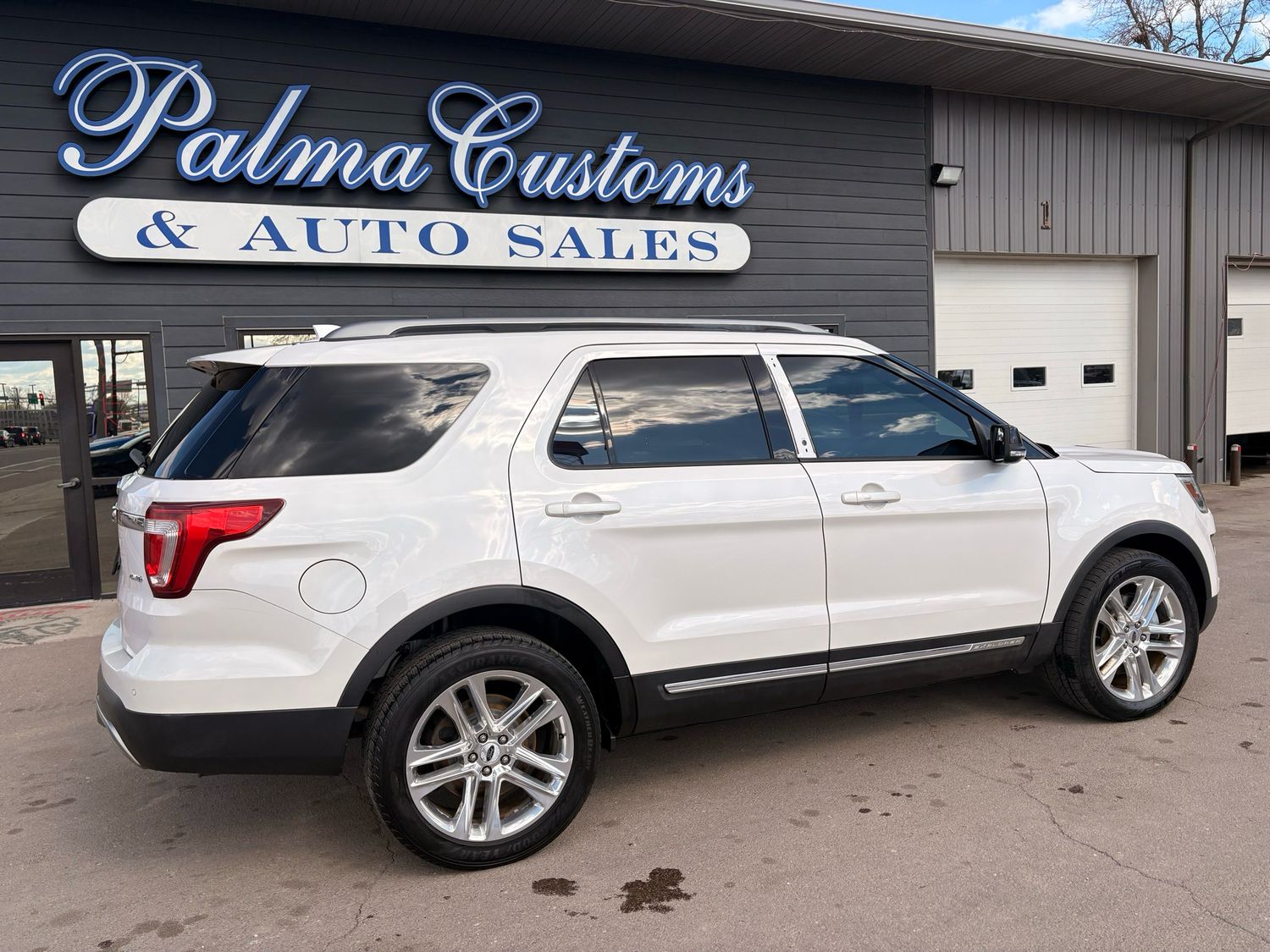 2017 FORD EXPLORER XLT