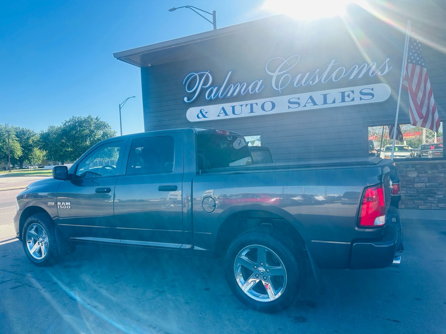 2014 RAM 1500 ST