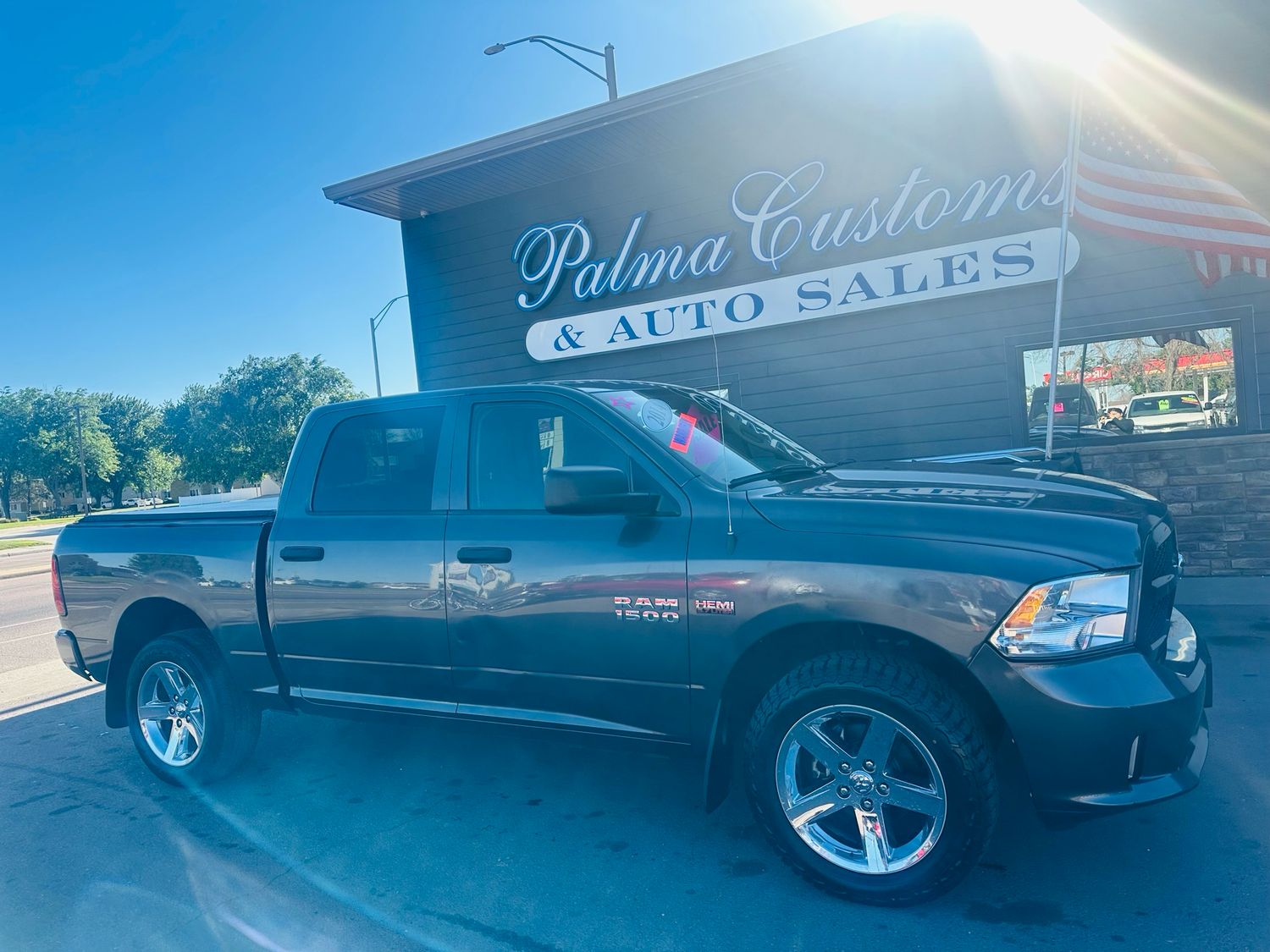 2014 RAM 1500 ST