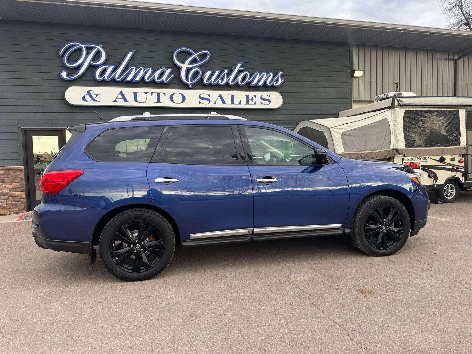 2017 NISSAN PATHFINDER S