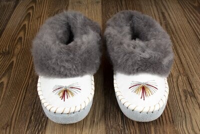 Womens Moccasin Slippers (Grey & White)