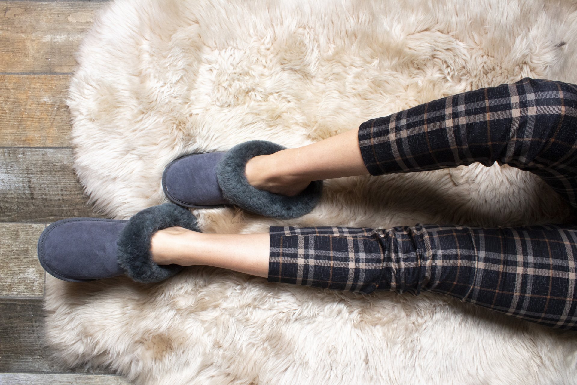 Womens Ella Grey Slippers