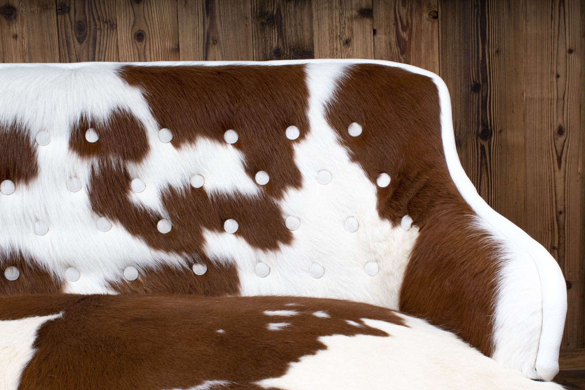 Two-Seater Sofa 'brown & white cowhide'