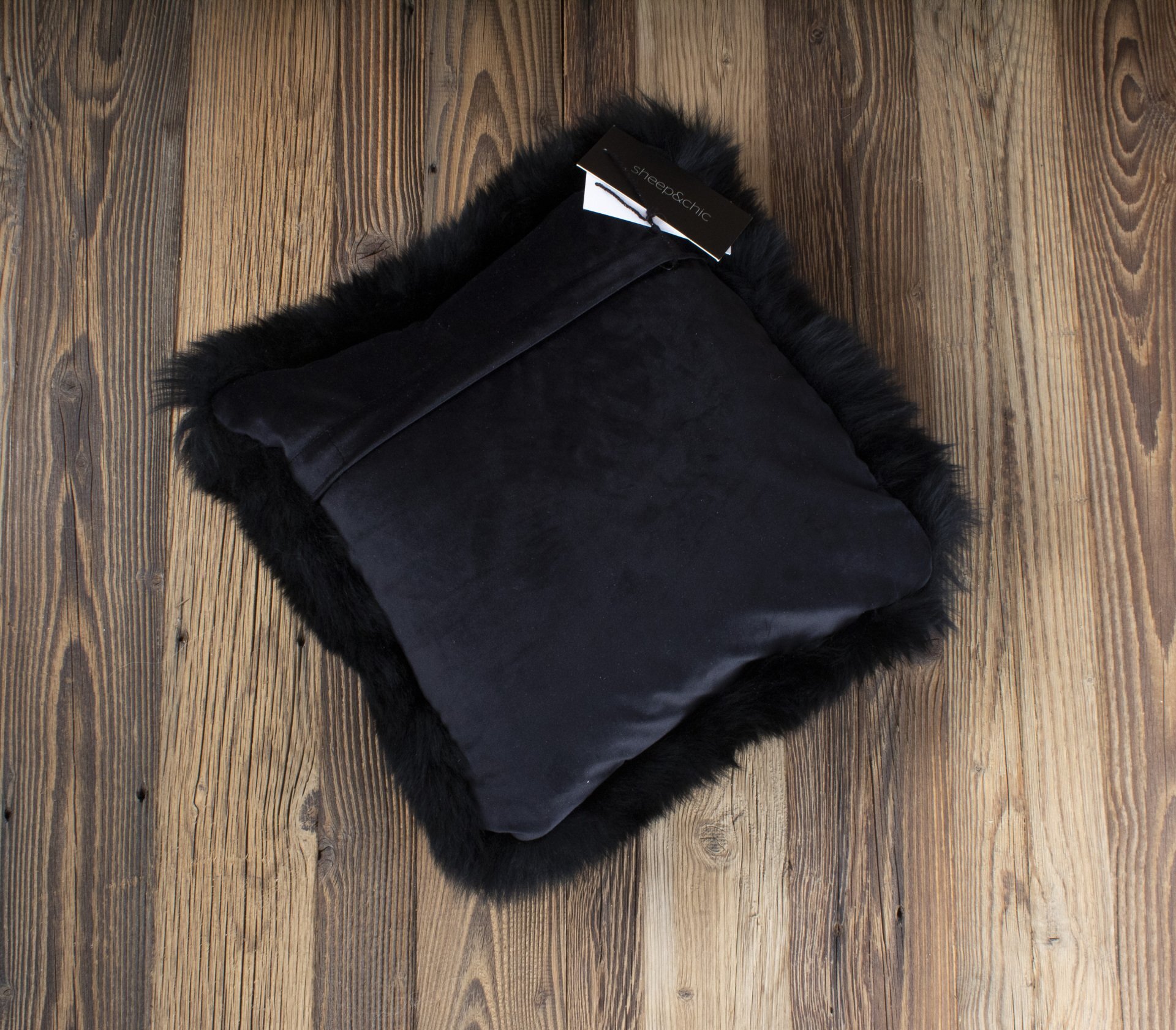 British Cushion 'black'