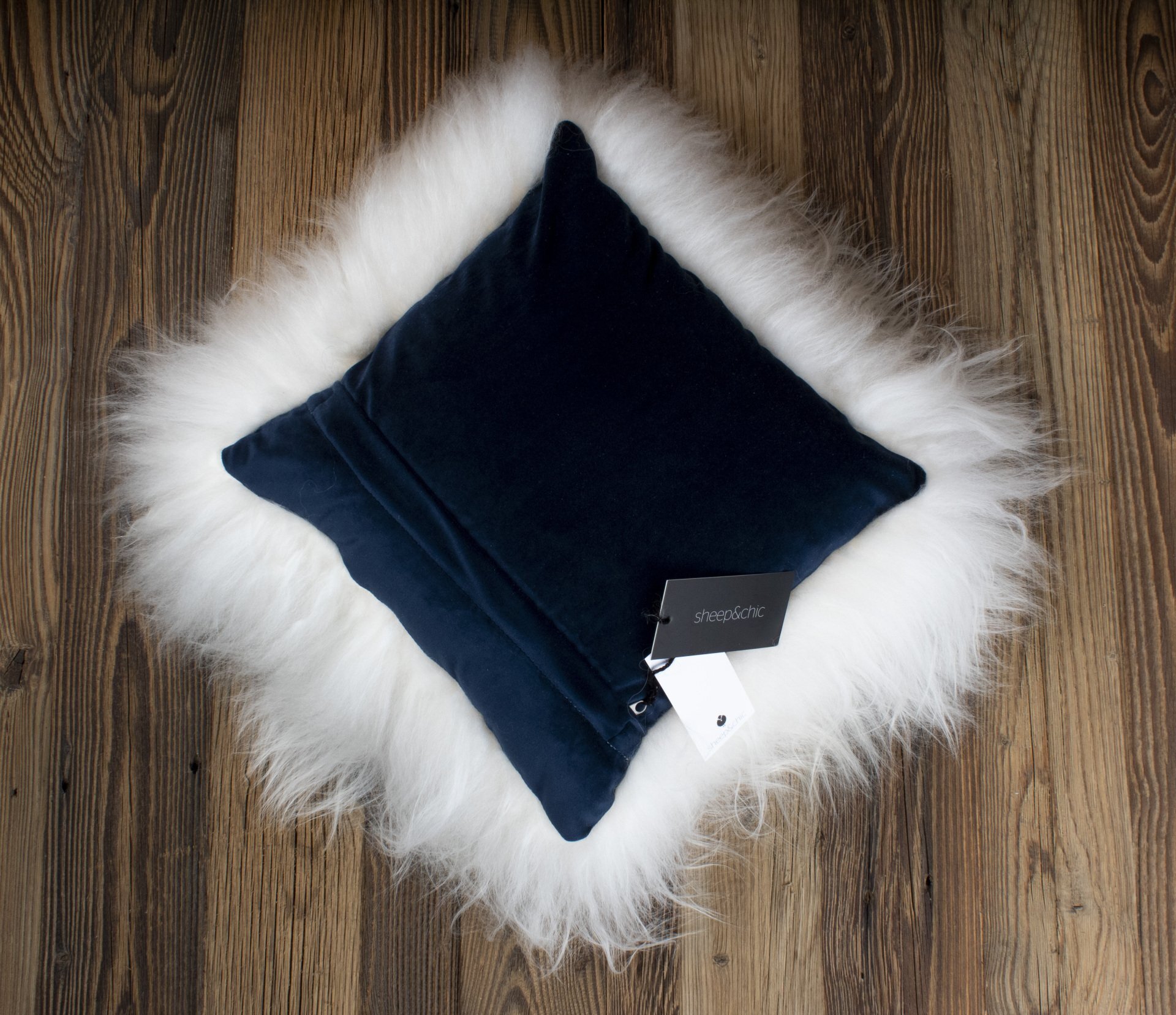 Icelandic Cushion ‘white’