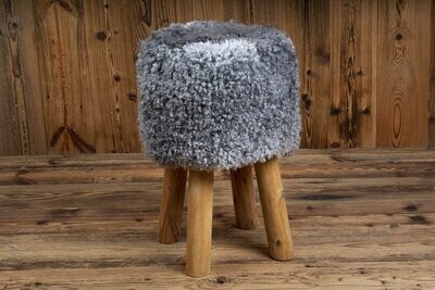 Gotland Sheepskin stool 'grey' Gotland Sheepskin stool 'grey'