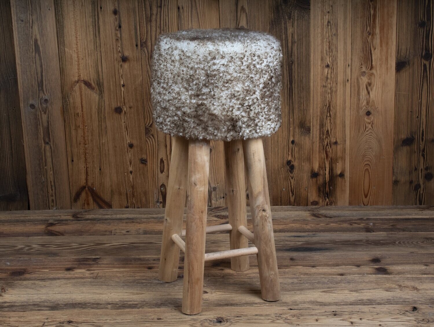 Gotland Sheepskin Bar stool 'brown&white'