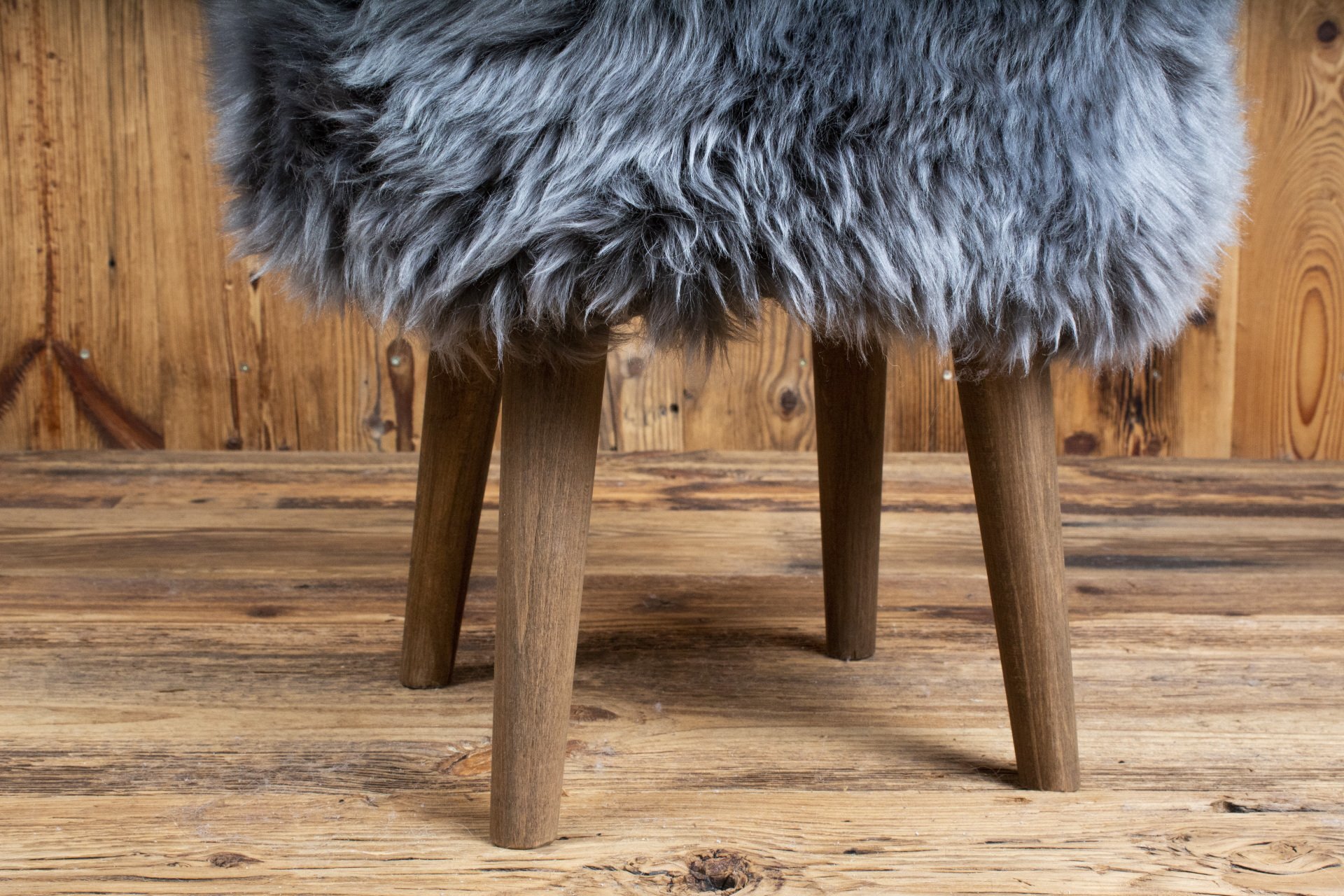 British Sheepskin Classic Footstool 'silver grey'