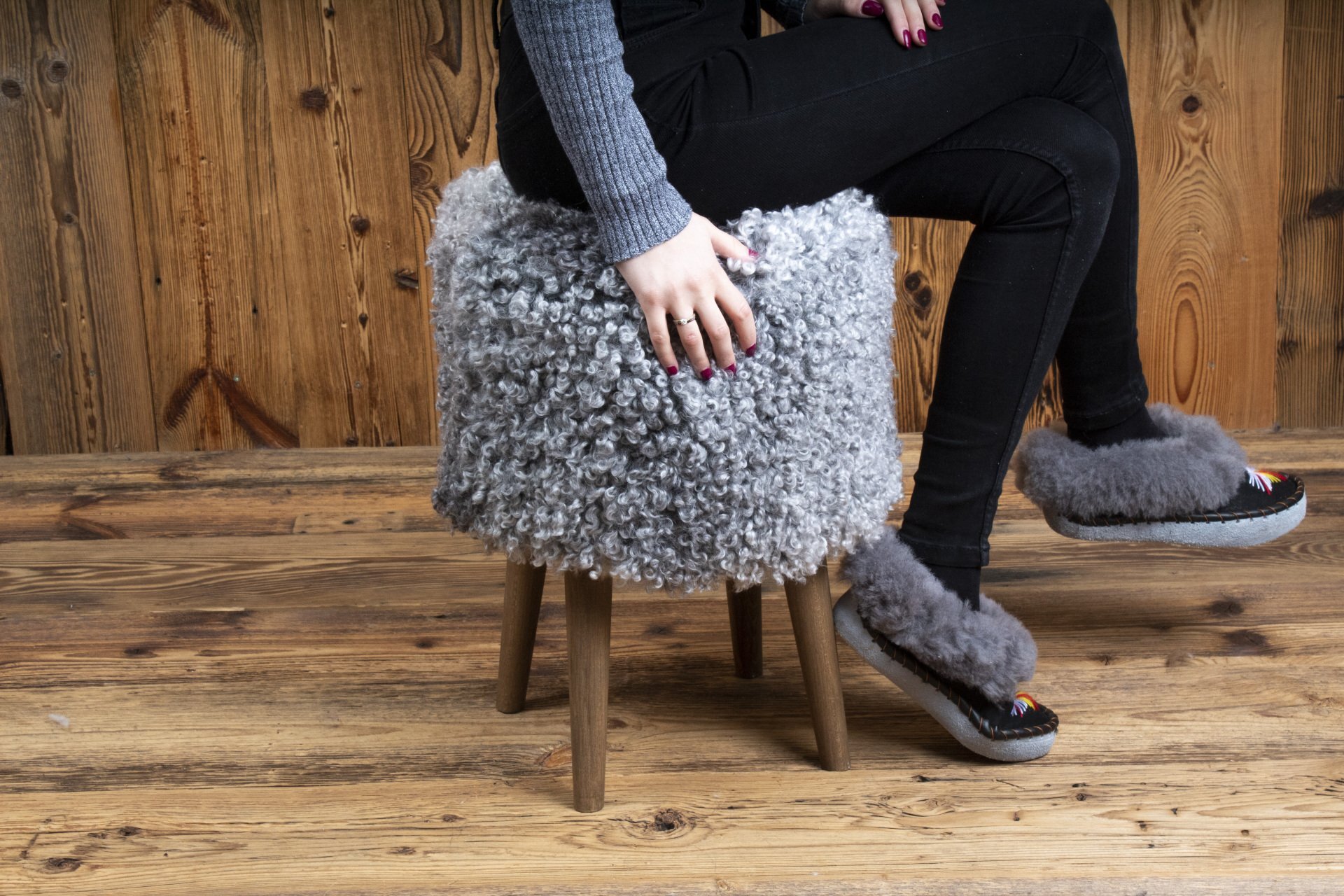 Gotland Sheepskin Classic Stool 'grey'
