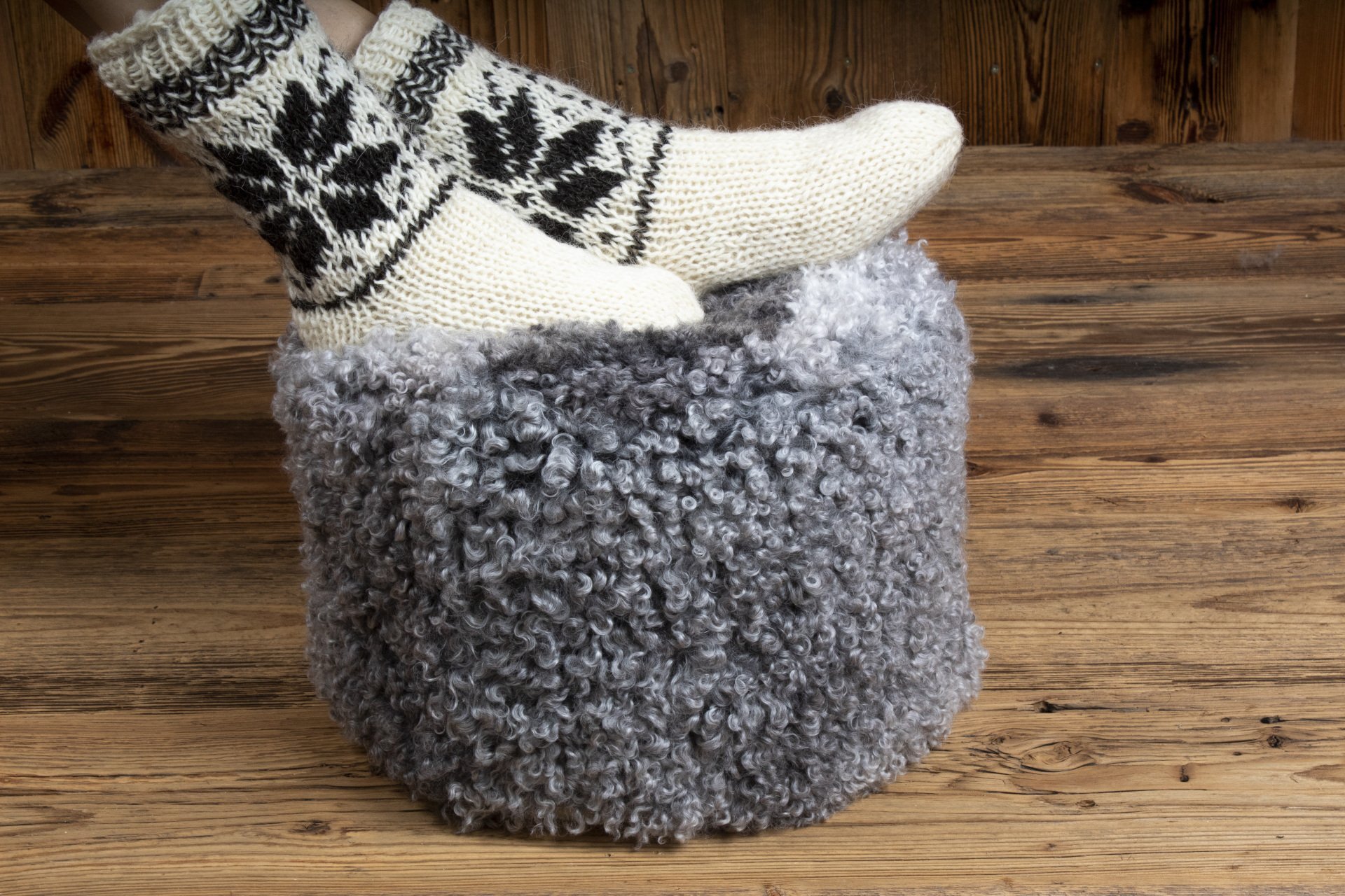 Gotland Sheepskin Pouffe 'grey'