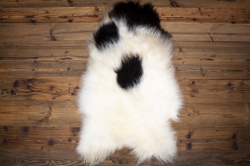 Natural Black&White Icelandic Sheepskin #6