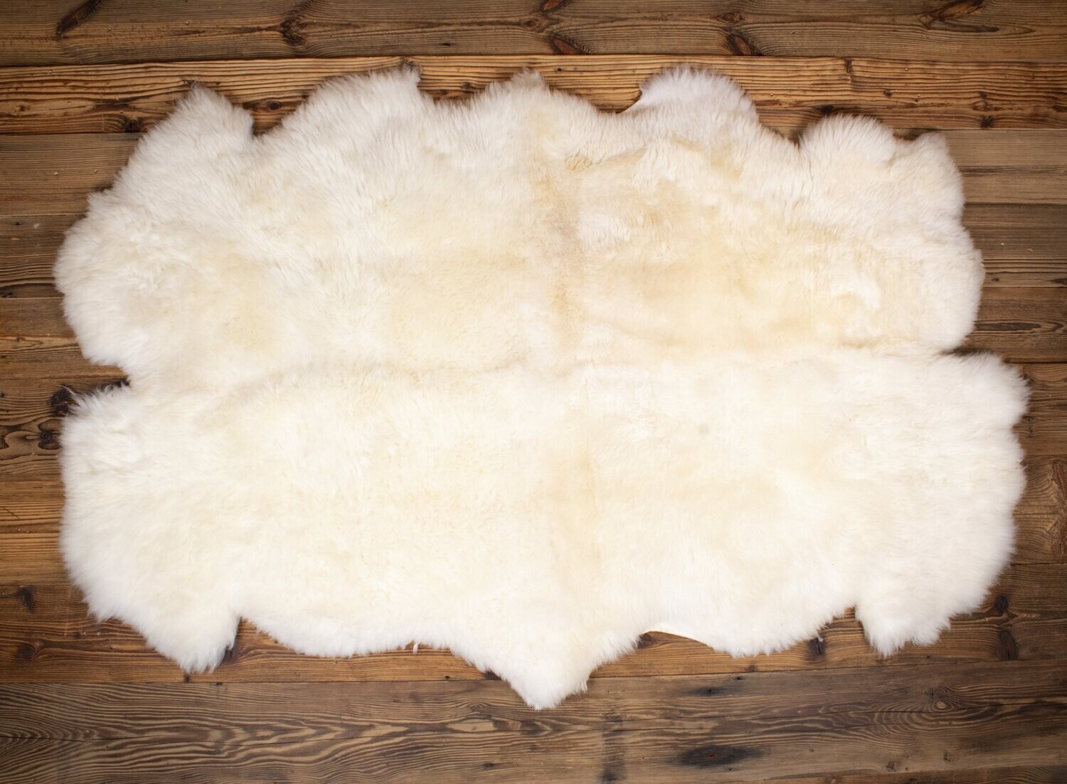 Quad British Sheepskin ‘white’