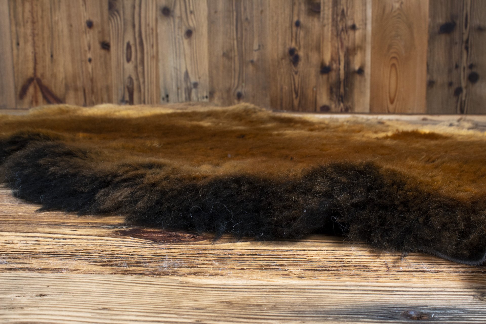 ShortWool Sheepskin ‘vintage gold’