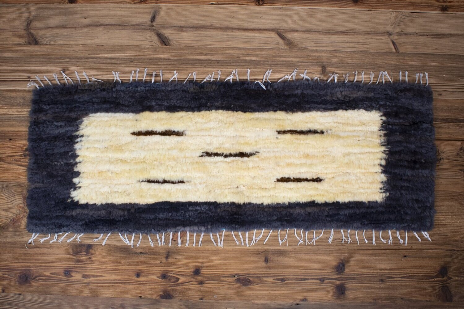 Unique Sheepskin Rug #04 ‘small’