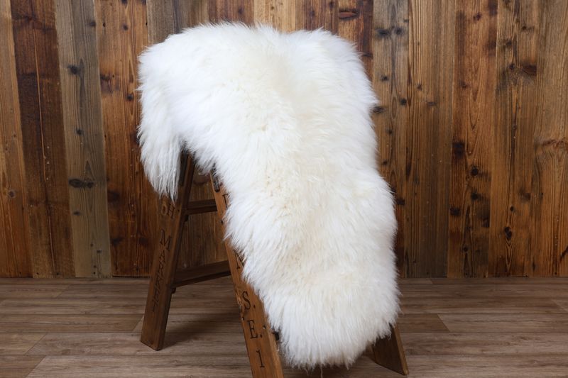 Natural White Sheepskin Rug #7