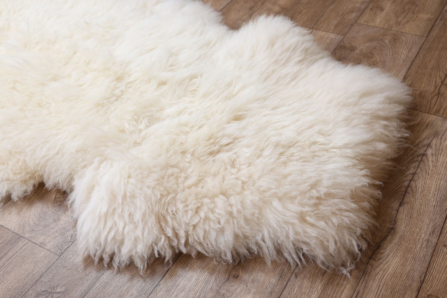 Natural White Sheepskin Rug #6