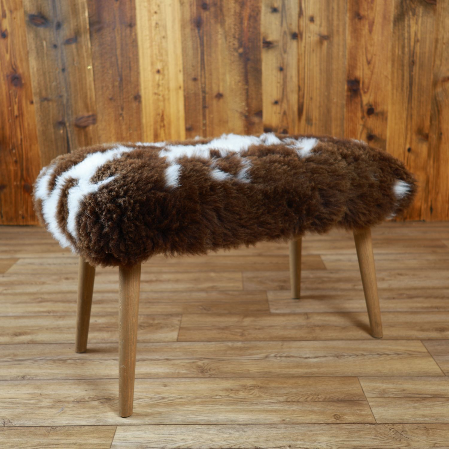 Sheepskin Bench | British Jacob | Small