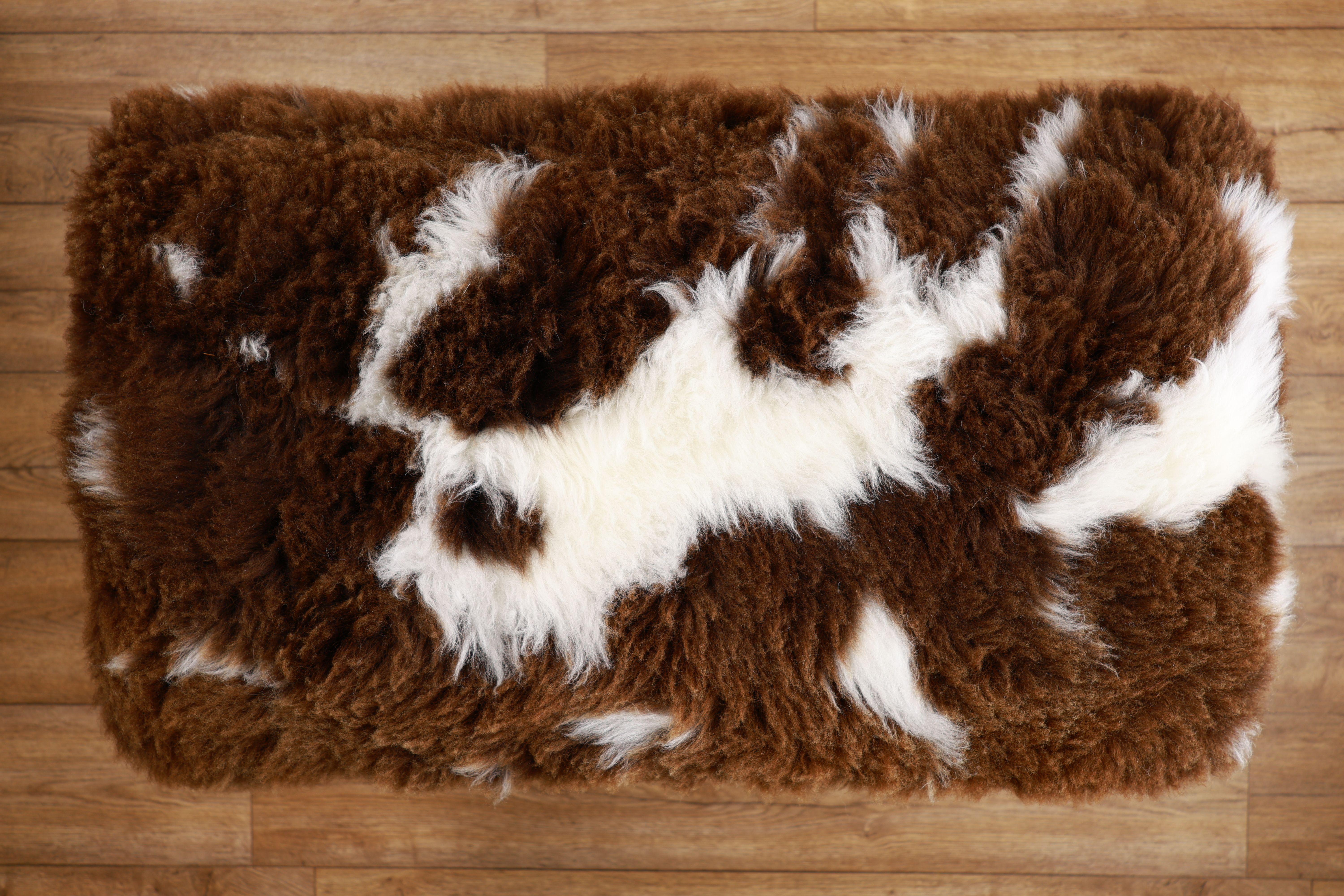 Sheepskin Bench | British Jacob | Small