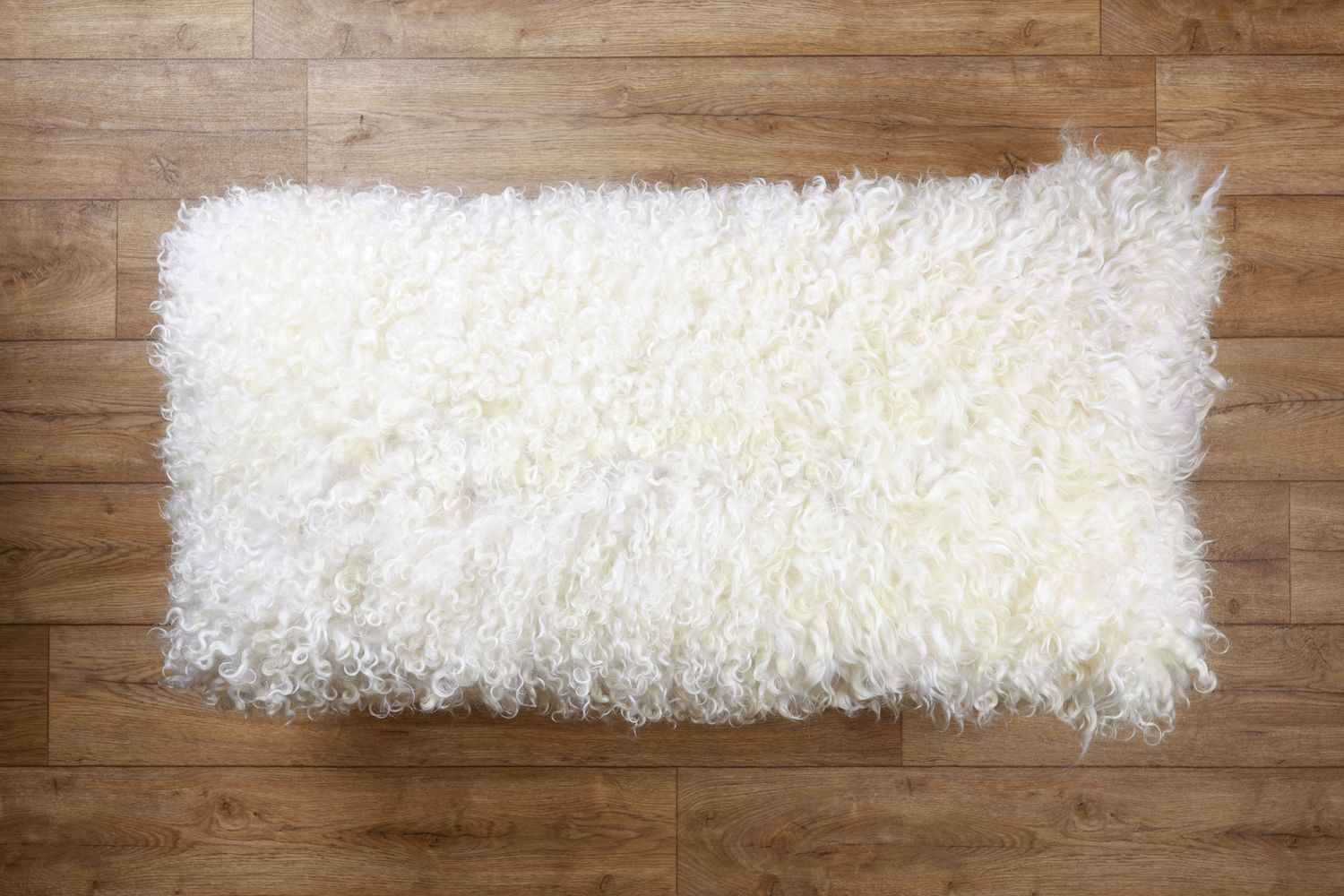 Sheepskin Bench | Gotland White | Large