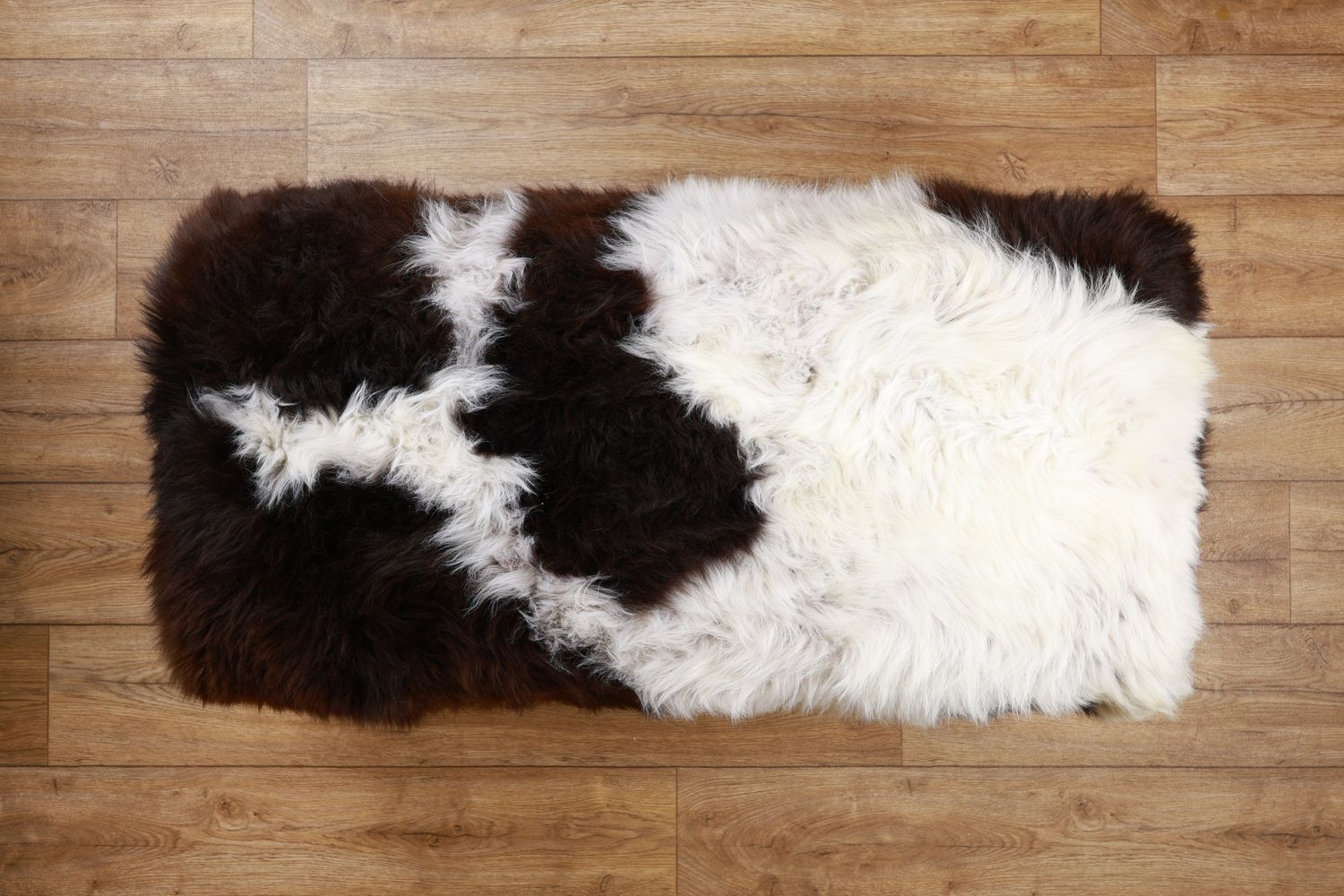 Sheepskin Bench | British Jacob | Large