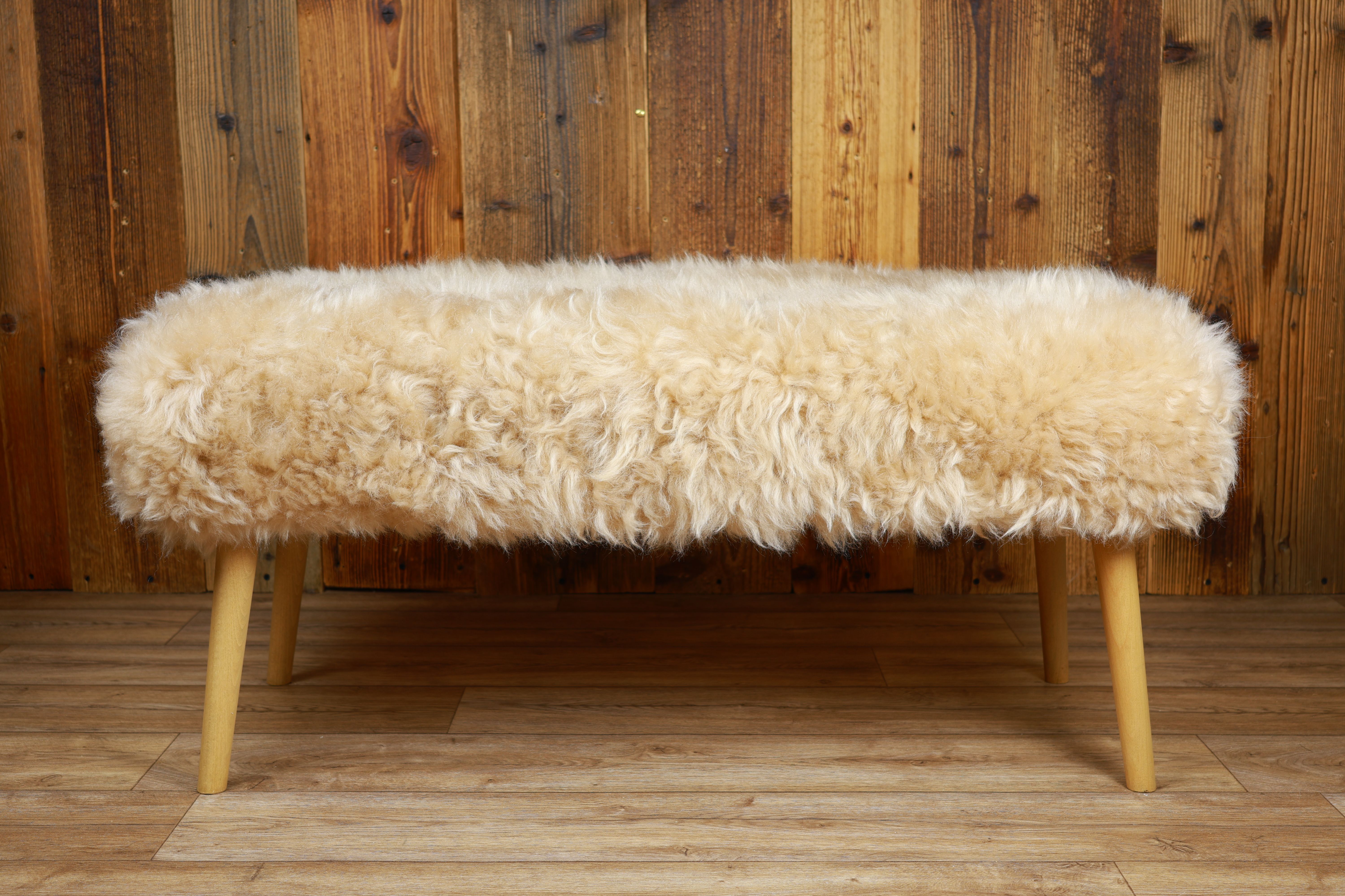 Sheepskin Bench | British Cappuccino | Large