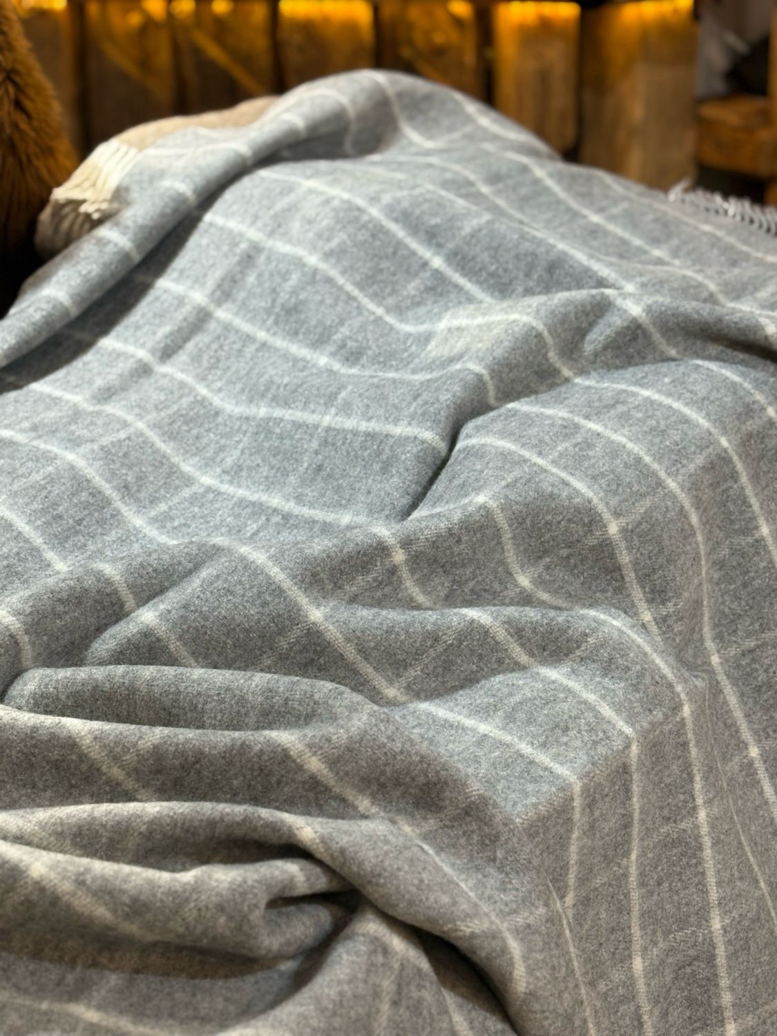 Grey 100% Lambswool blanket Grey 100% Lambswool blanket