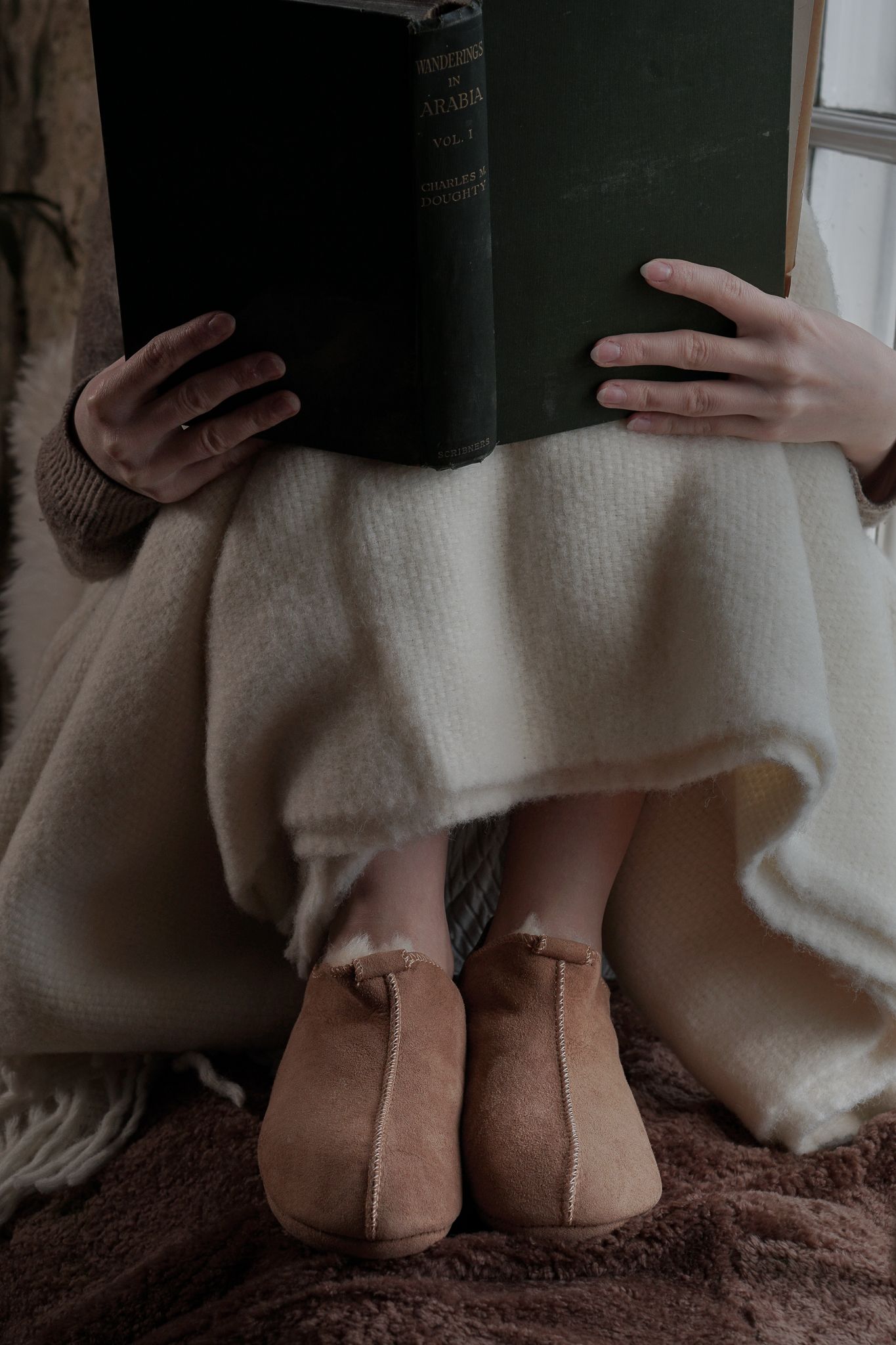 Womens Elf Beige Slippers