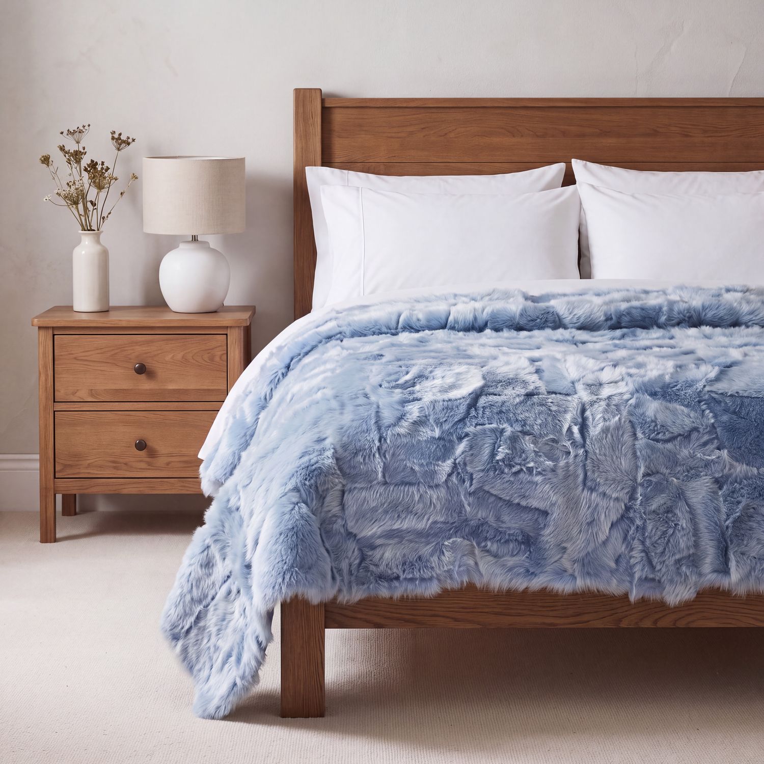 Light Blue | Toscana Lambskin | 200cm x 160cm Light Blue | Toscana Lambskin | 200cm x 160cm