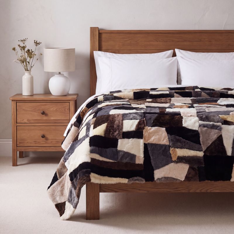 Multicoloured | Natural Lambskin | 200cm x 160cm