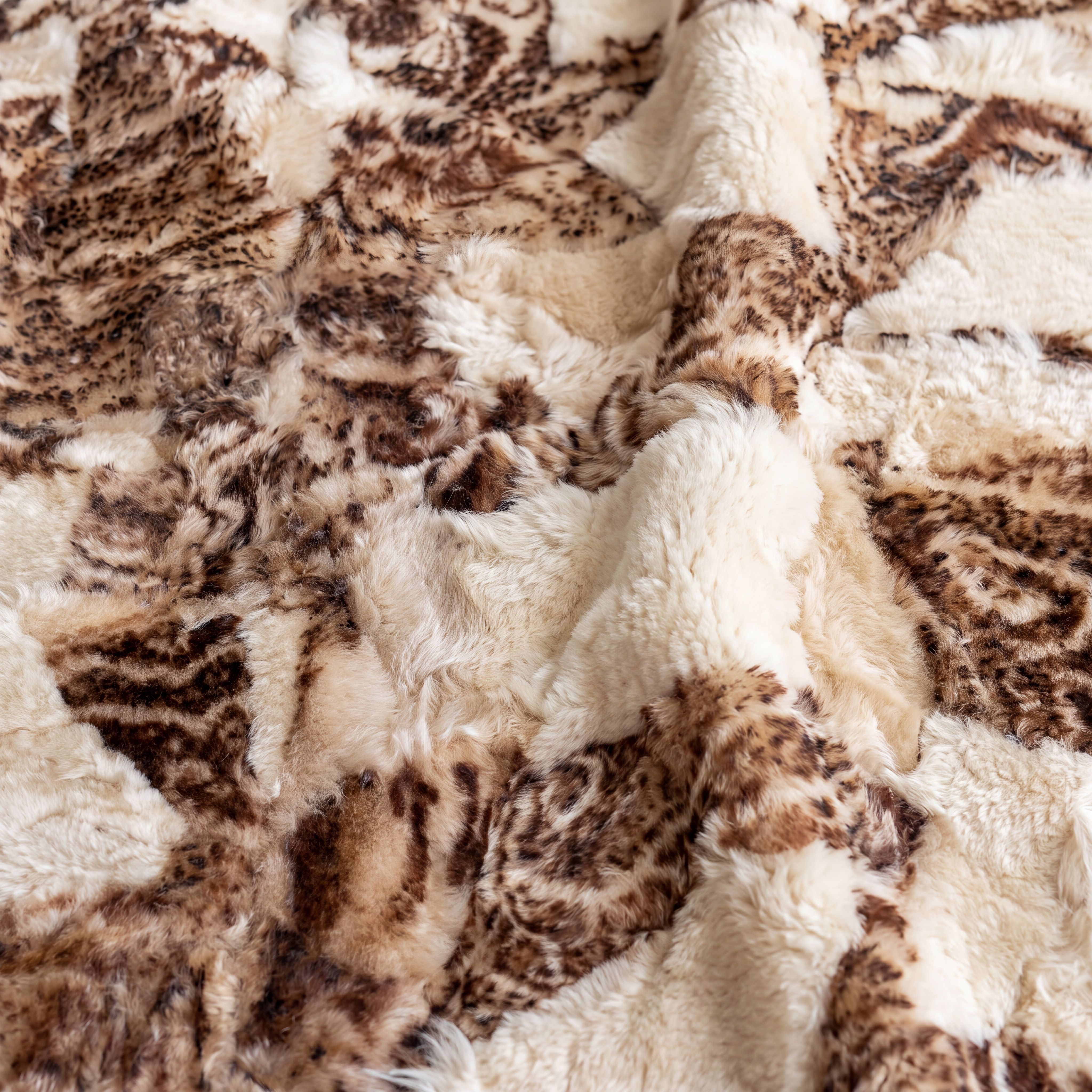 Cream and Brown | Natural Lambskin | 200cm x 160cm