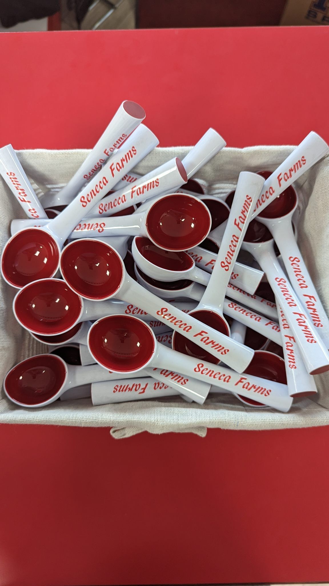 Seneca Farms Ice Cream Scoop