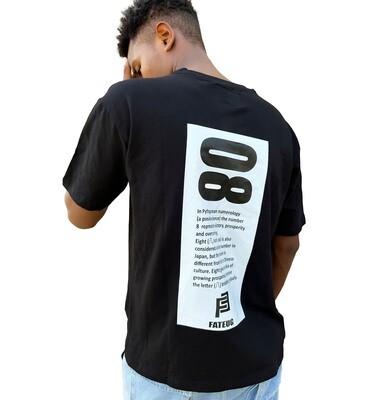 Fateug T-shirt ''branding'' on the back with name on front
Baggy/Oversize fit T-shirt