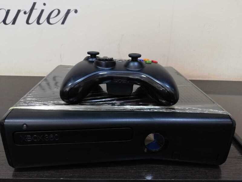 XBOX 36O SLIM