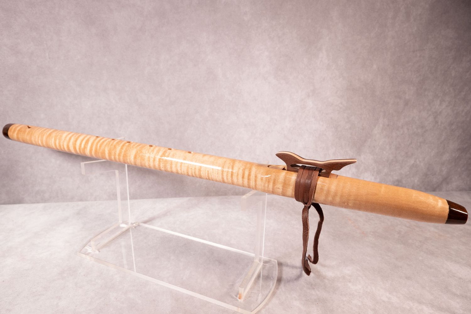 Beautiful Custom Elite Line Native American Style Flute - F# 23 Beautiful Custom Elite Line Native American Style Flute - F# 23" Long. 7/8 Bore Kodiak Flutes - Quilted Maple Native, Blackheart Accents, Walnut Totem