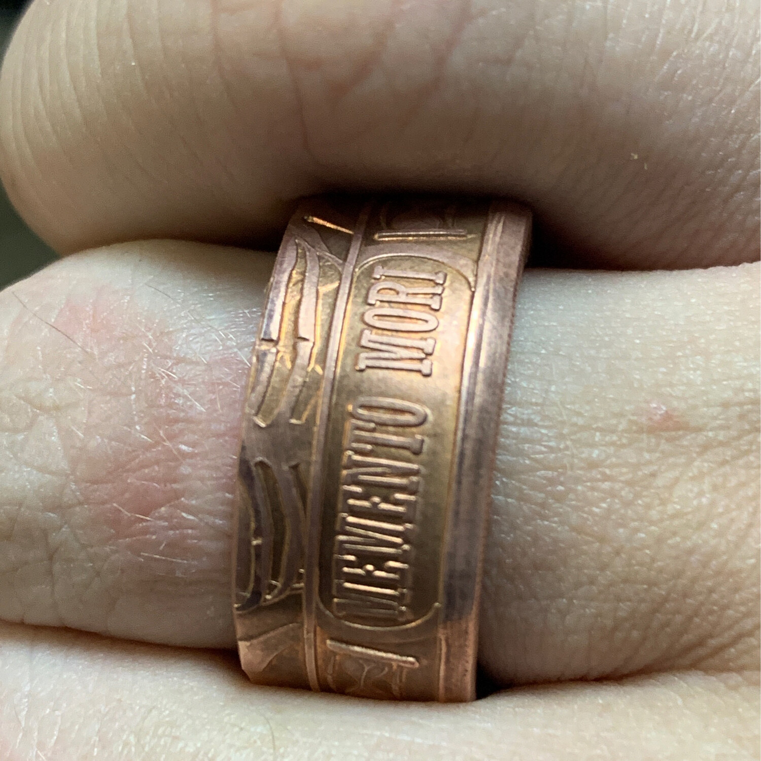 Memento Mori 99.999 Copper Round Ring