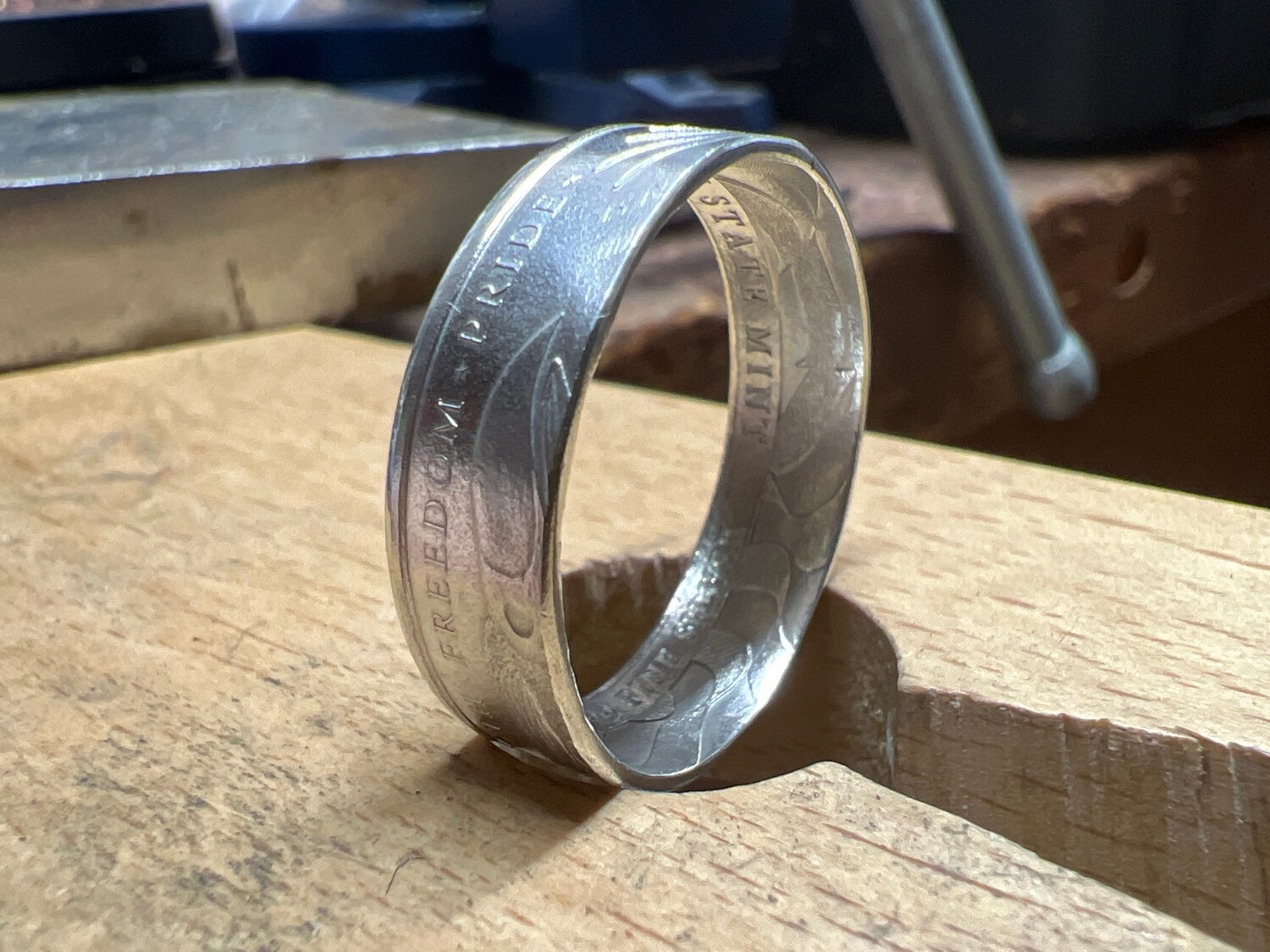  Eagle And Flag 1/4 Oz Silver Round Coin Ring