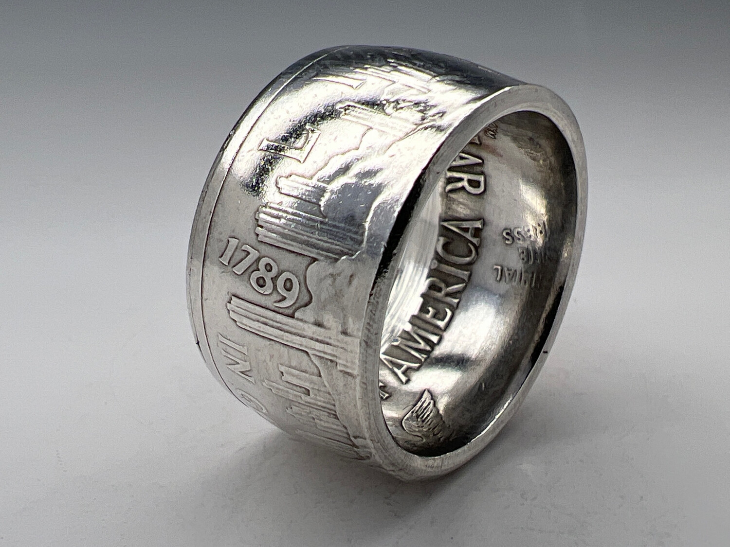 1989 Bicentennial Of Congress Dollar Coin Ring