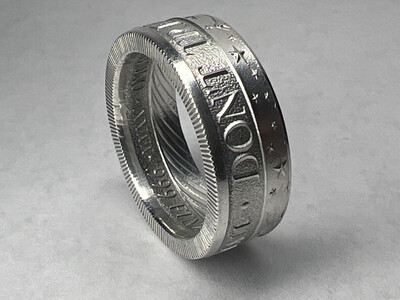 Don’t Tread On Me 1/2 Oz Silver Round Coin Ring