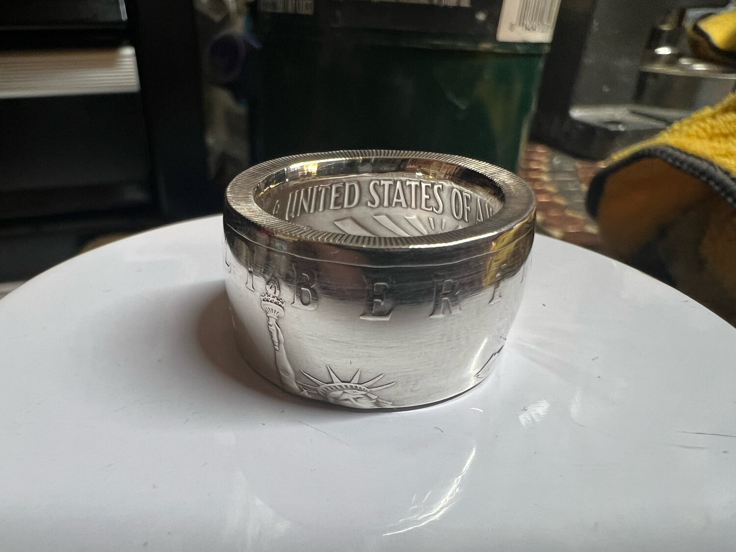 1986 Ellis Island Dollar 90% Silver Coin Ring