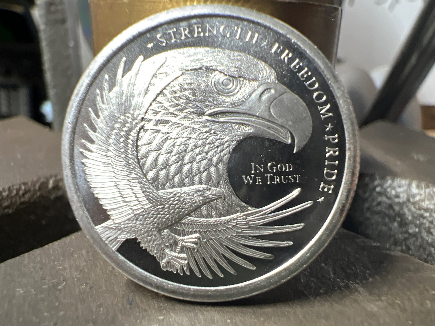  Eagle And Flag 1/4 Oz Silver Round Coin Ring
