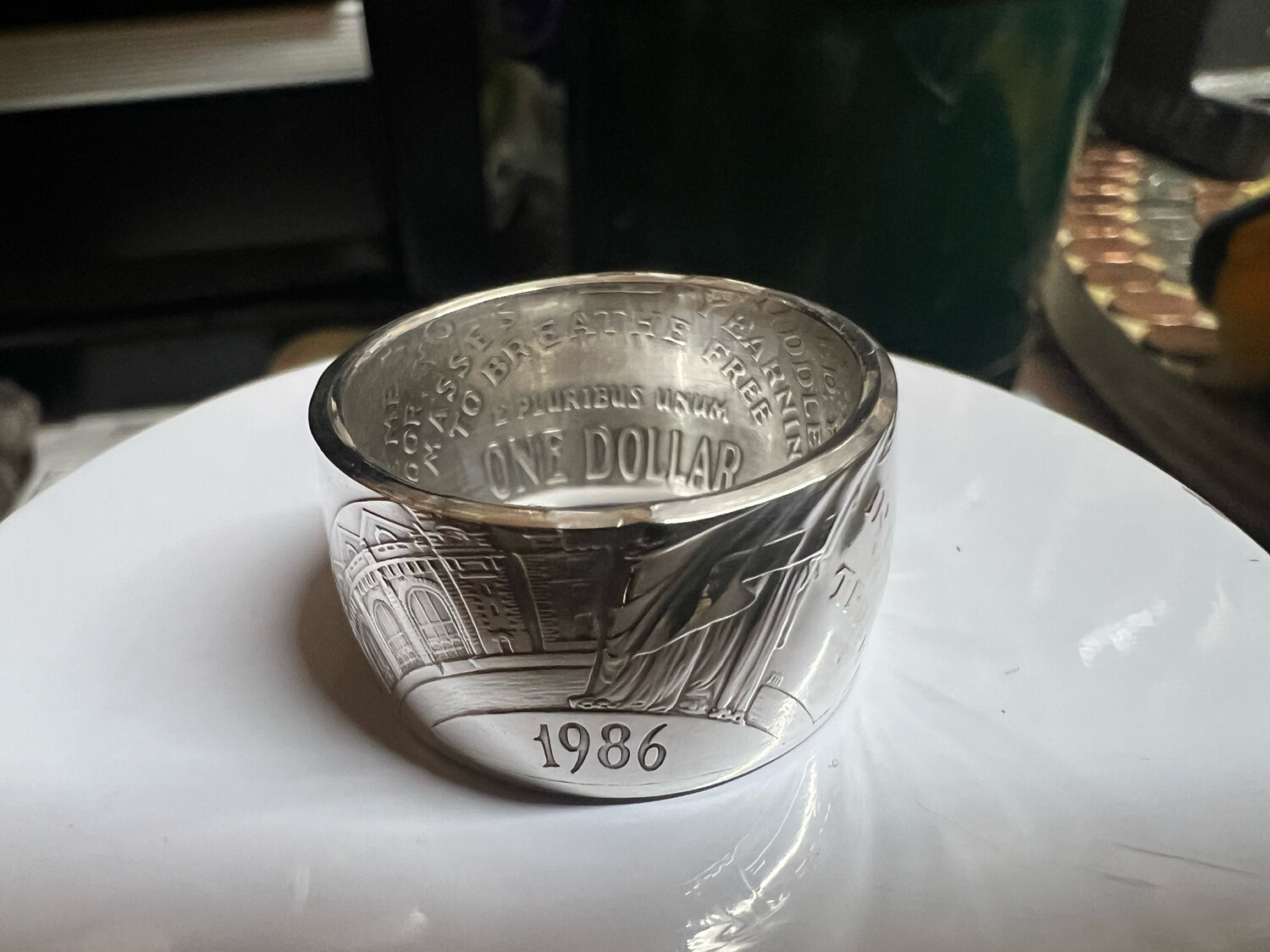 1986 Ellis Island Dollar 90% Silver Coin Ring