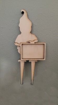 Gnome-Assist, Garden Helper. Unpainted